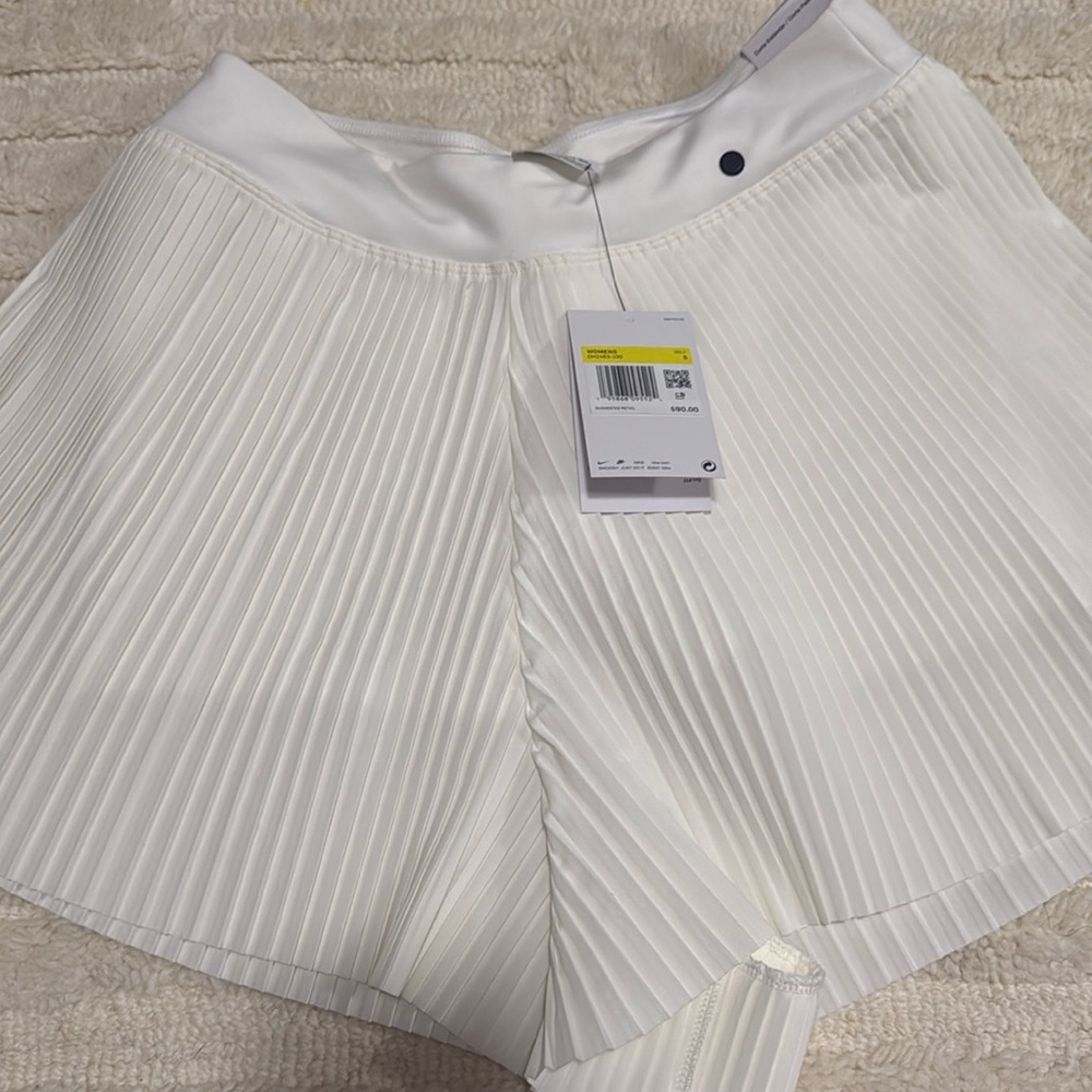 NWT Nike Dri Fit GOLF SKORT